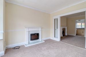Lounge- click for photo gallery